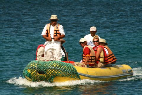 Zodiac cruise, Galapagos