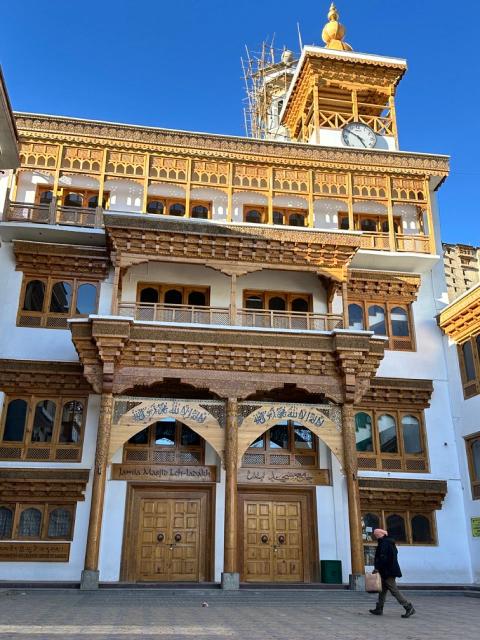 Leh street scene
